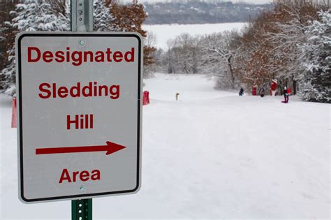 20 Of The Best Sledding Hills In The Twin Cities