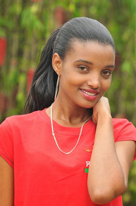Urembo Na Mitindo Evelyn Baasa Ndiye Redds Miss Tanzania Photogenic