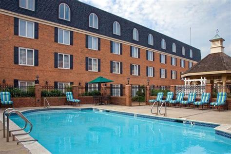 Hilton Wilmingtonchristiana Hotel Delaware Hotels Outdoor Pool