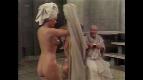 Nude Video Celebs Valerie Perrine Nude Steambath