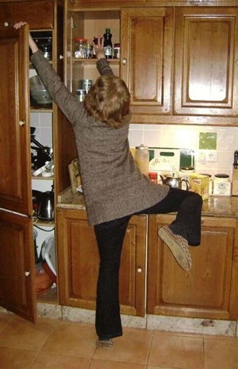 22 Hilarious Pictures Only Short People Will Really Get