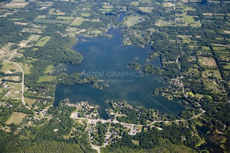 Lakeville Lake In Oakland County Photo 4719