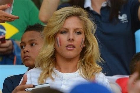 Raphael varane has been married to the beautiful camille tytgat since 2015. People : Varane va convoler en juste noces avec Camille Tytgat