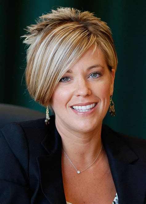 This haircut is a short, angled blonde bob, sometimes called a mom haircut. speak to the manager refers to escalating complaints or demands from retail or restaurant workers to their managers—a stereotypical behavior of karen. Karen haircut: What is it, how to fix it, and why should ...