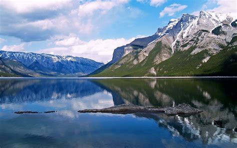 Lake Minnewanka Banff National Park Wallpapers Wallpaper Cave