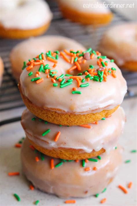 Baked Pumpkin Donuts With Brown Butter Glaze The Recipe Critic