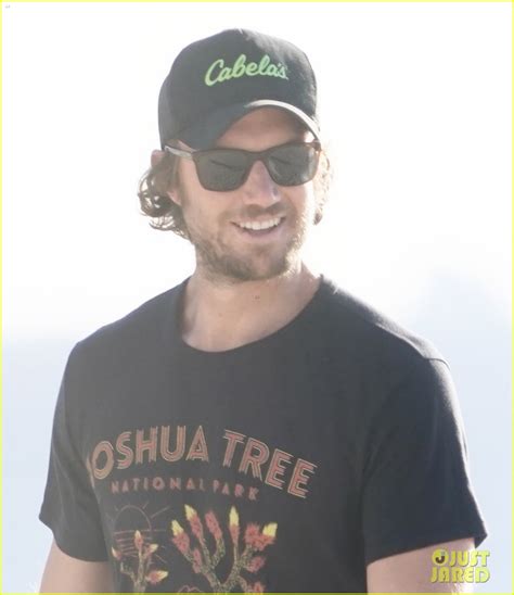 Sexlifes Adam Demos Walks Along The Beach In Australia Photo 4598119 Pictures Just Jared