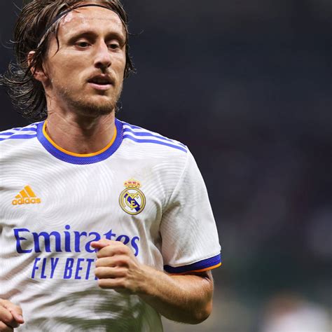 Réal Madrid Luka Modric Annonce Une Grande Nouvelle Méga Sports