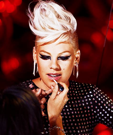 Once you have seen all these styles, you will wonder why you. P!nk pretty. Pic ;-$ | Pink haircut, Short hair styles