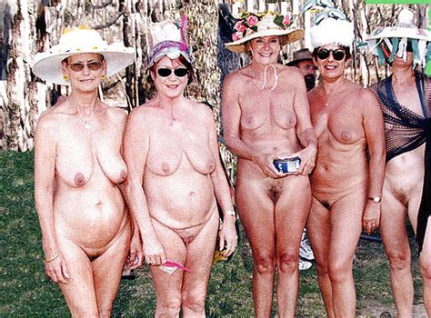 Amateur Topless Group