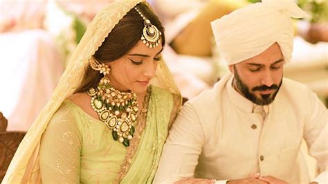 Sonam Kapoor Celebrates Wedding Anniversary With Anand Ahuja