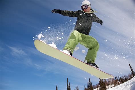 Injured Snowboarder Can Sue Oregon High Court Rules