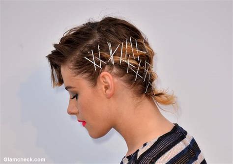 Hair clips can be elegant, cute, jazzy, or plain, but they can change the little girl's overall look just these boutique ribbon hair bow clips match every outfit that your princess wears. Mullet Haircut Styles Inspired by Kristen Stewart