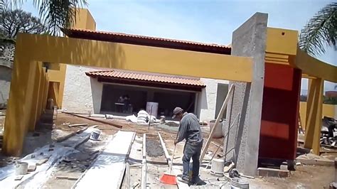 Construcción de casas y cabañas. Proyecto y construcción de casa, fachada de cantera y ...