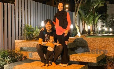Pelakon sari yanti dikhabarkan mengalami keguguran setelah kandungan mencecah usia tiga bulan. Jep, Sari Yanti bakal timang anak kedua | Harian Metro