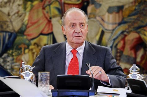Z'n vrouw wou hem buitenspel zetten. Spain's Former King Juan Carlos Was Never Supposed to ...