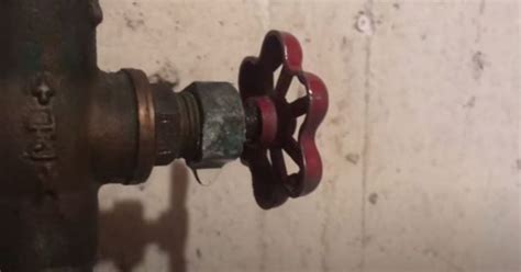 How To Fix A Leaking Shut Off Valve In Minutes Plumbing Sniper