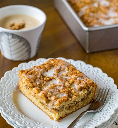 Date and walnut cake recipe. Make the best eggless coffee cake with cinnamon walnut ...