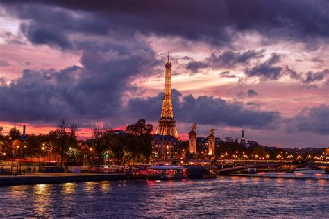Eiffel Tower Hd Wallpaper Background Image 2560x1706