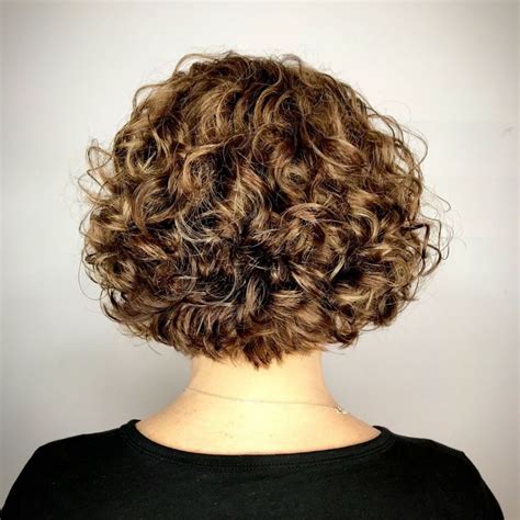 Nape Length Curly Bob Short Wavy Hair Short Curly Haircuts Short Curly Hair