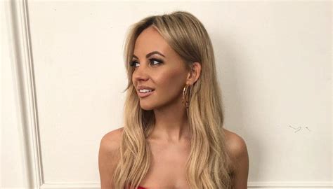 Samantha Jade Announces Engagement In Adorable Instagram Post Smooth