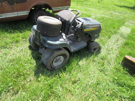 Craftsman Lt 1000 Riding Lawn Mower Unknown Live And Online Auctions On