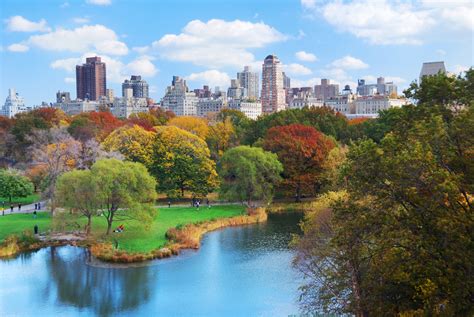 It attracts over 30 million visitors a year. New York City Travel Guide - Trip Sense | tripcentral.ca