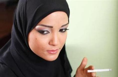 No Butts About It Smoking Hot Wife Divorced In Saudi For Cigarette