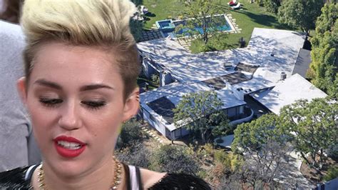 Miley Cyrus Burglary 100k Worth Of Expensive Stuff Stolen
