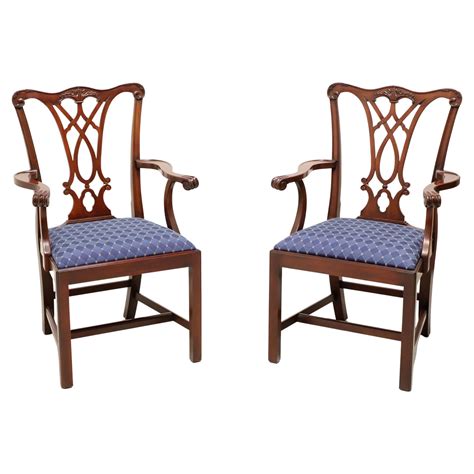Chippendale Seating 457 For Sale At 1stdibs