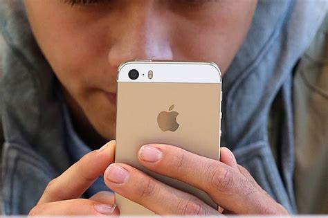 A remarkable technology that makes apple iphone 5s 16 gb stand apart from its competitors is touch id. Apple iPhone 5S price crashes in India ahead of iPhone 6 ...