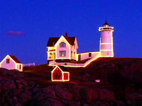Nubble Lighthouse Shines Brightly In Holiday Lights York Maine