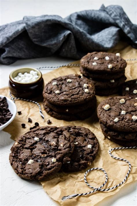 Easy Hot Cocoa Cookies Made With Cake Mix Moms Dinner