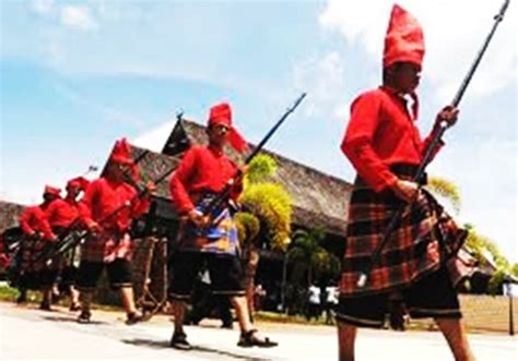 17 Suku Bangsa Di Indonesia And Penjelasannya Lengkap