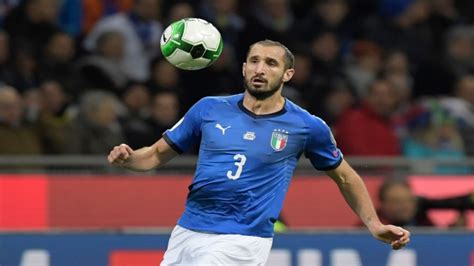โดยเกมคู่นี้ใน ยูโร2020 เป็น ทีมชาติอิตาลี ที่ยังคงรักษาฟอร์มได้. "คิเอลลินี"ถอนทีมชาติอิตาลีเหตุเจ็บต้นขา