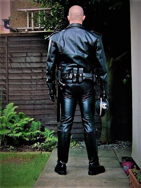 Pin On Men In Leather Uniforms Gc