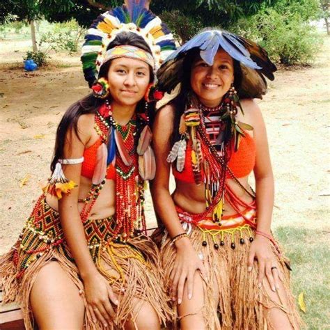 Xingu Girl 1 Thousand Results Found On Yandeximages Native American Girls American Indian
