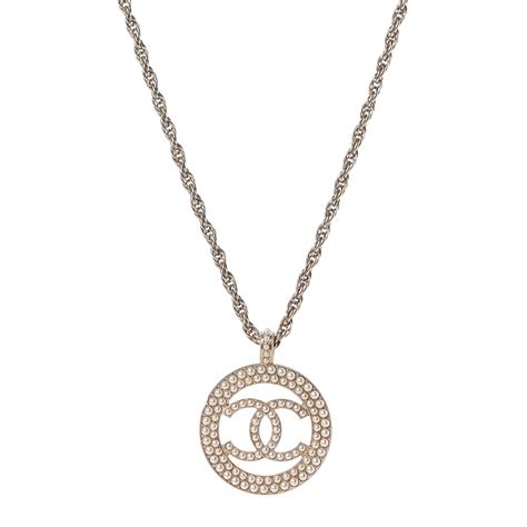 Chanel Pearl Cc Chain Necklace Gold 465180