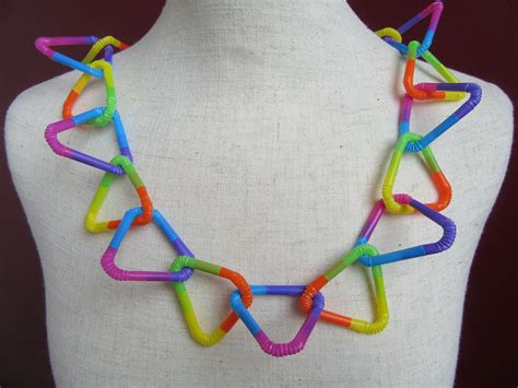DIY: Kette aus Strohhalmen / DIY Necklace of Straws | Kreativ, Basteln