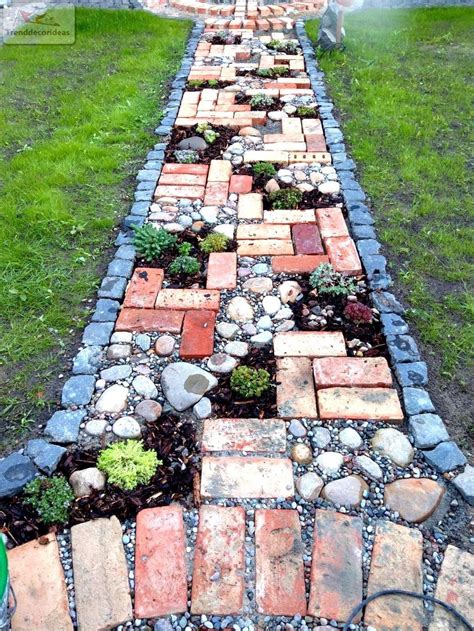 35 Nice Garden Stepping Stone Design Ideas Amazing Gardens Backyard