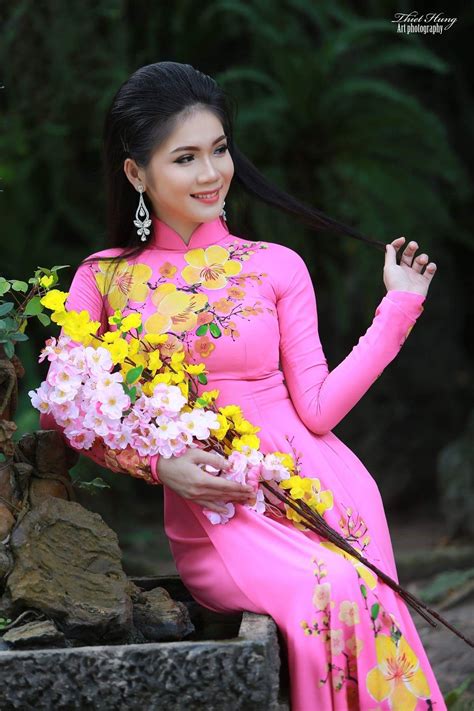 Ghim Của Lao Y Trên Vietnamese Dress Áo Dài Dép