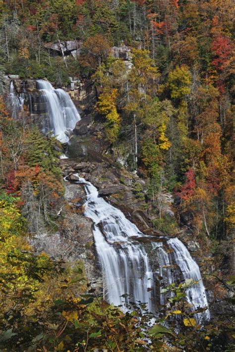 10 Of The Most Beautiful Scenic Fall Drives In North Carolina