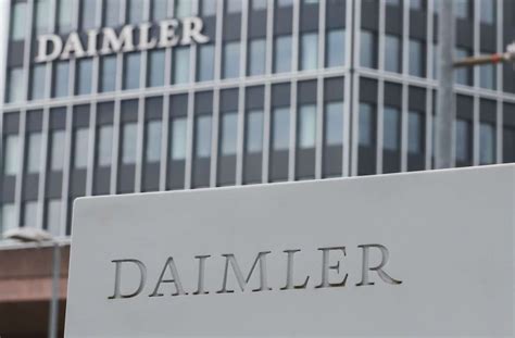 Stuttgarter Autobauer Daimler plant Produktionsstart für drei neue