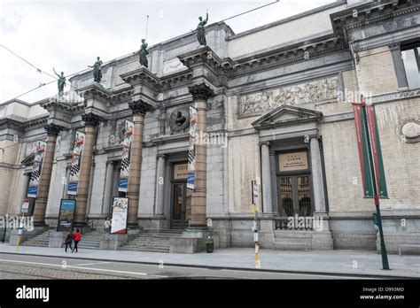 Bruselas B Lgica El Frente Del Edificio De Los Museos Reales De