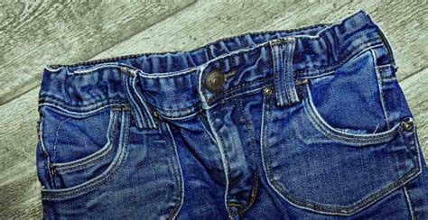 10 Merk Celana Jeans Pria Terkenal Dan Paling Awet