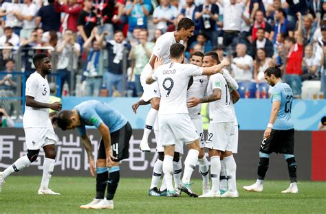 Suivez tous les scores des matches coupe du monde ne manquez plus un match coupe du monde feminine grace a notre livescore de football mondial. Coupe du monde 2018 : les Bleus surclassent l'Uruguay et filent en demi-finale - Russie 2018 ...