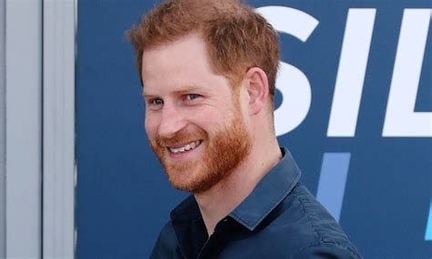 Henry charles albert david, príncipe de gales y a quien le gusta que le llamen simplemente harry, nació el 15 de setiembre de. Príncipe Carlos antes de la controversia: Así se veía de joven