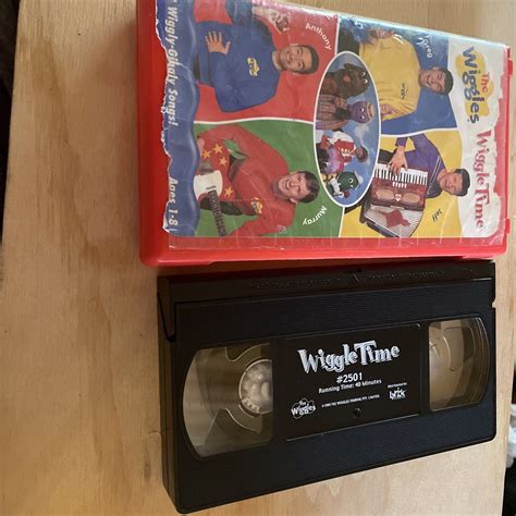 Wiggles The Wiggle Time Vhs 2000 Clam Shell See Description