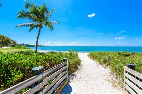 Sombrero Beach Park Marathon