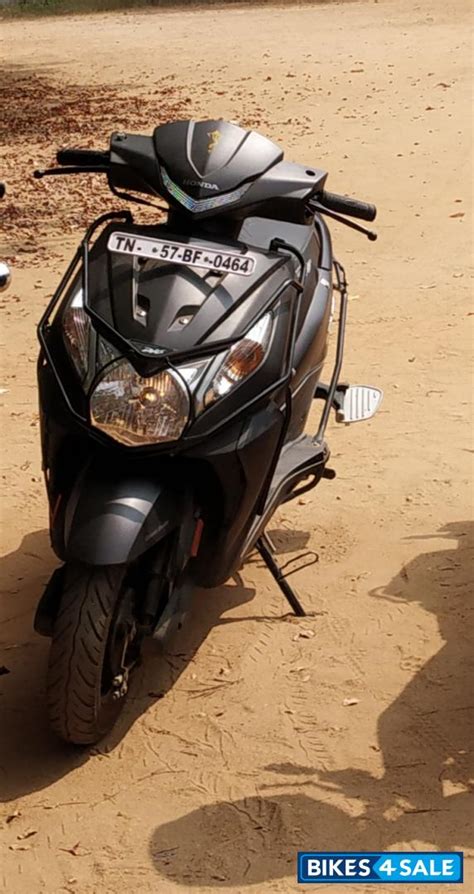 Honda dio rx125 is a premium scooter that comes out to be first in the segment to bring led lights into scooter lineup. Used 2018 model Honda Dio for sale in Chennai. ID 271903 ...